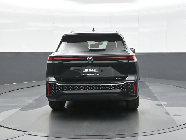 New 2026 Volkswagen Tiguan SE R-Line AWD/4WD image 6