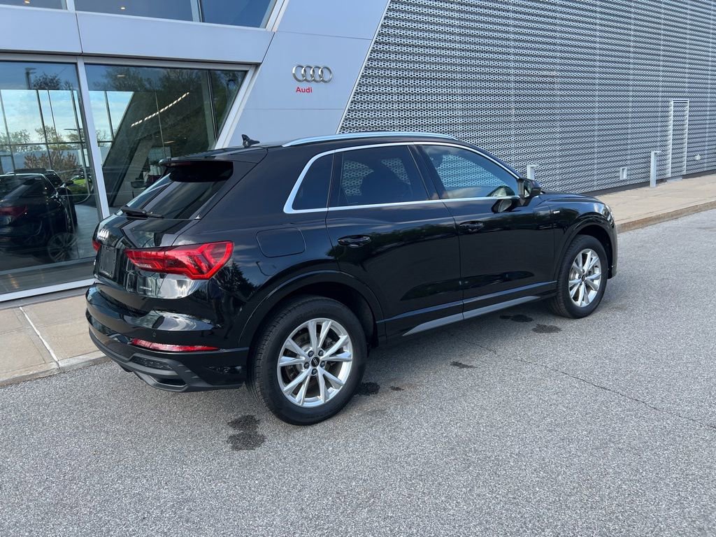 Used 2025 Audi Q3 2.0T Premium w/ Convenience Package AWD/4WD image 23