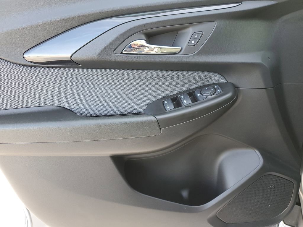 Certified 2023 Chevrolet TrailBlazer LT w/ Convenience Package image 26