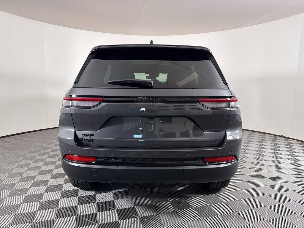 New 2025 Jeep Grand Cherokee Limited AWD/4WD image 11