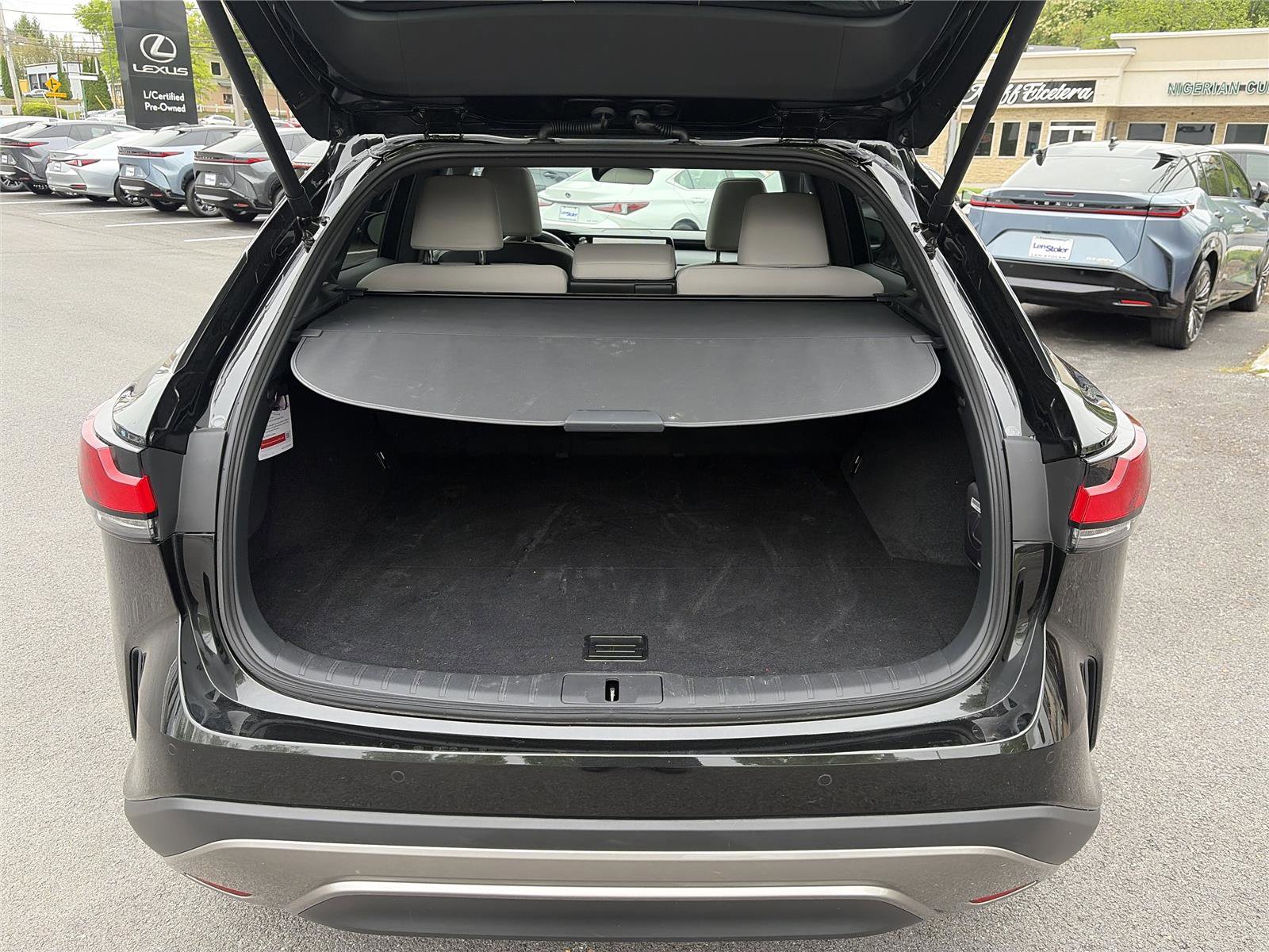 Used 2025 Lexus RX 350 Premium w/ Convenience Package AWD/4WD image 13