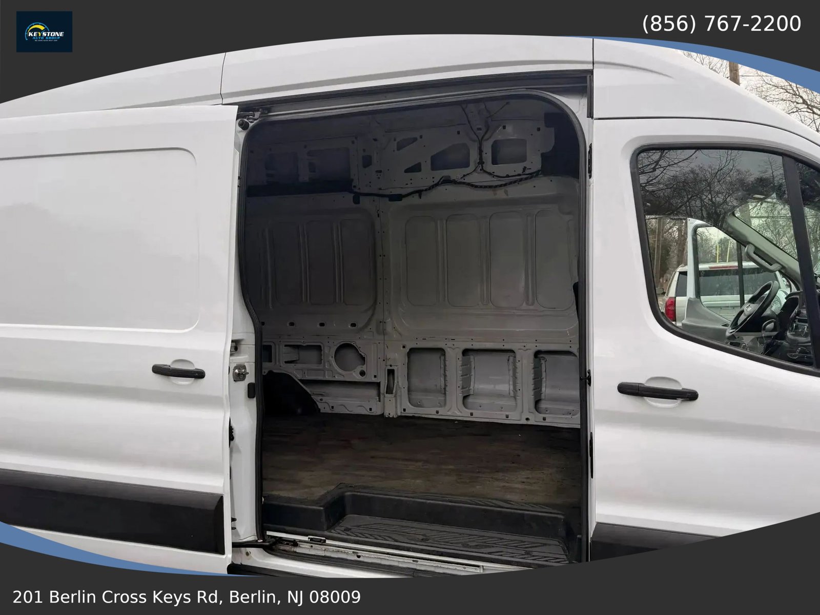 Used 2022 Ford Transit 250 148 High Roof AWD image 37