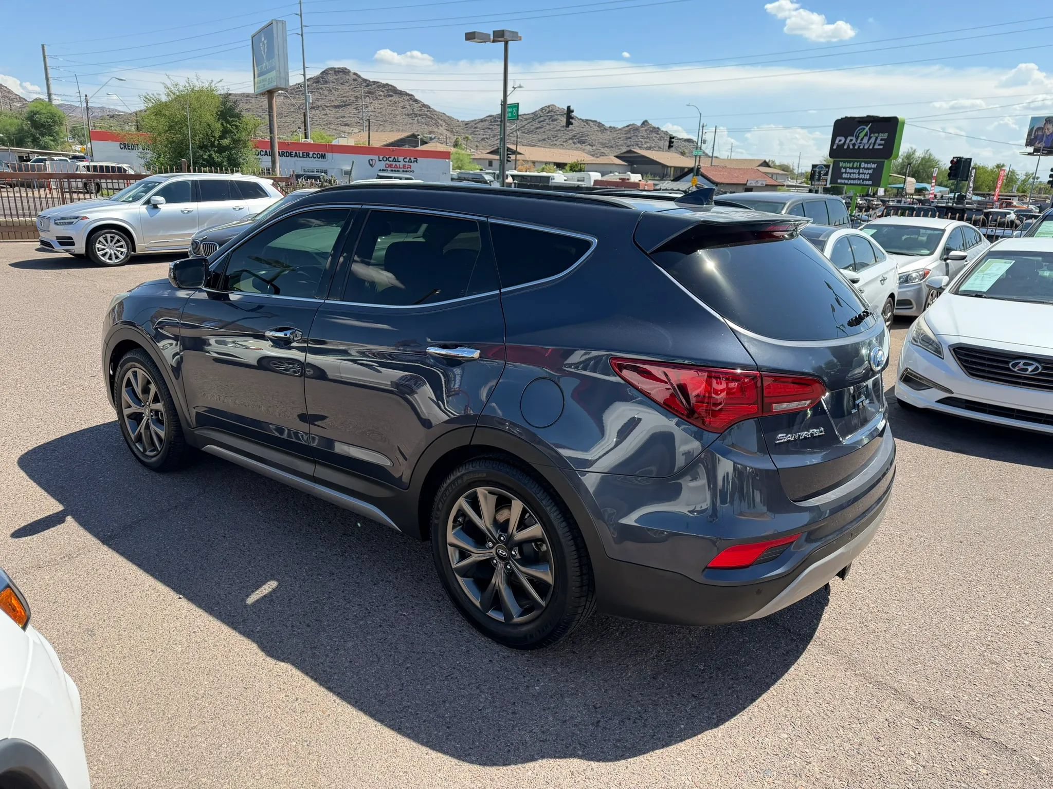 Used 2017 Hyundai Santa Fe Sport w/ 2.0T Ultimate Tech Package 05 FWD image 7