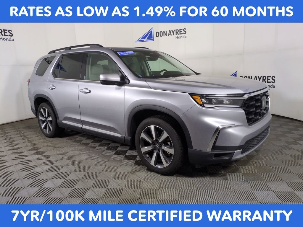 Used 2023 Honda Pilot Touring image 7