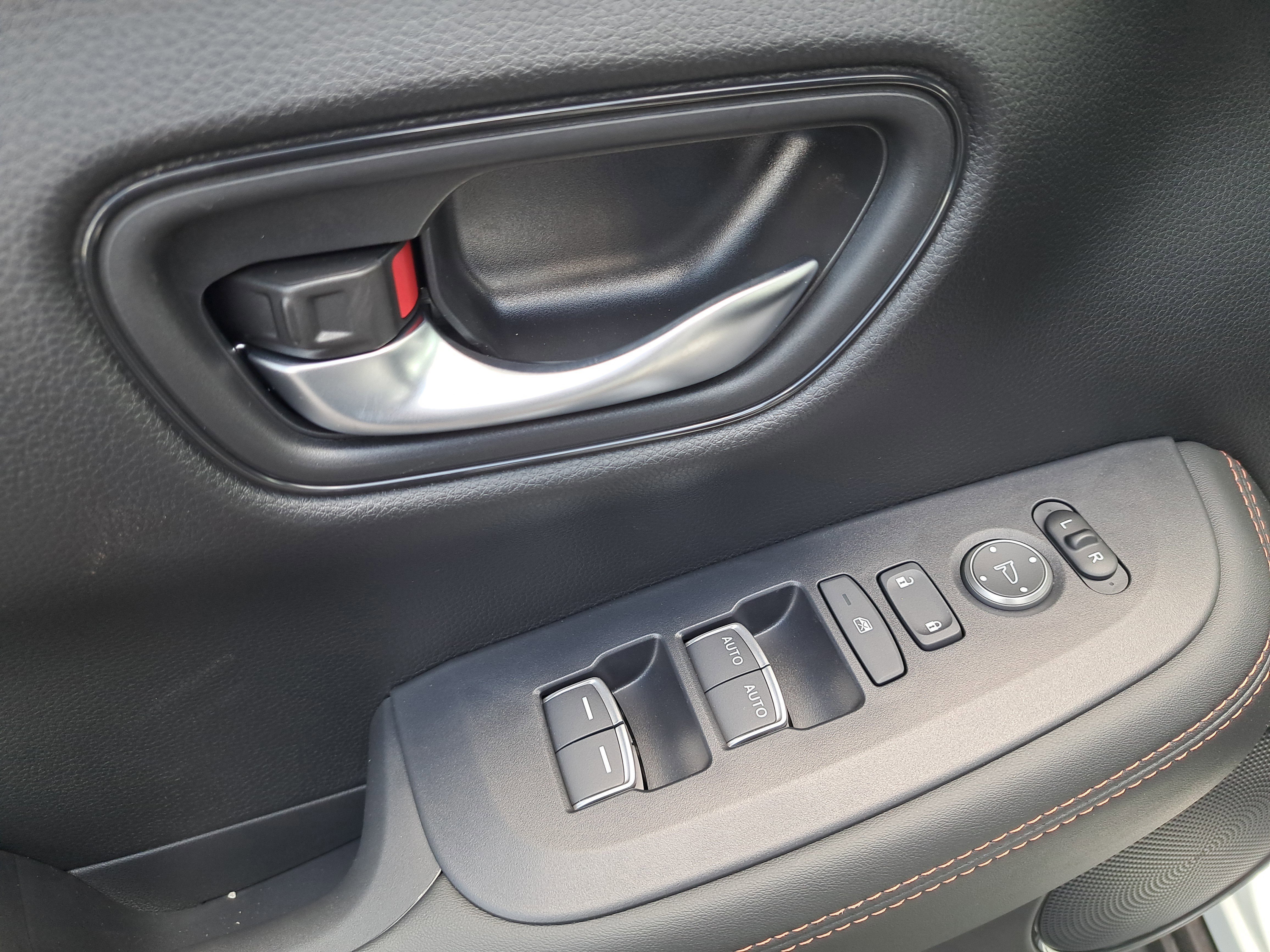 New 2026 Honda HR-V Sport image 24