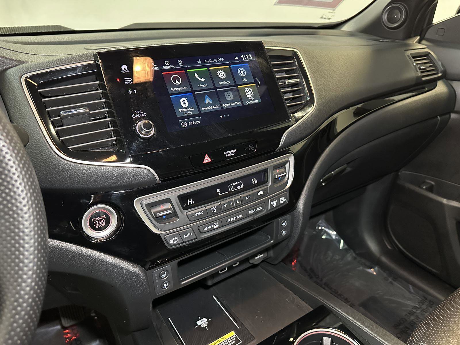 Certified 2024 Honda Passport Black Edition image 28