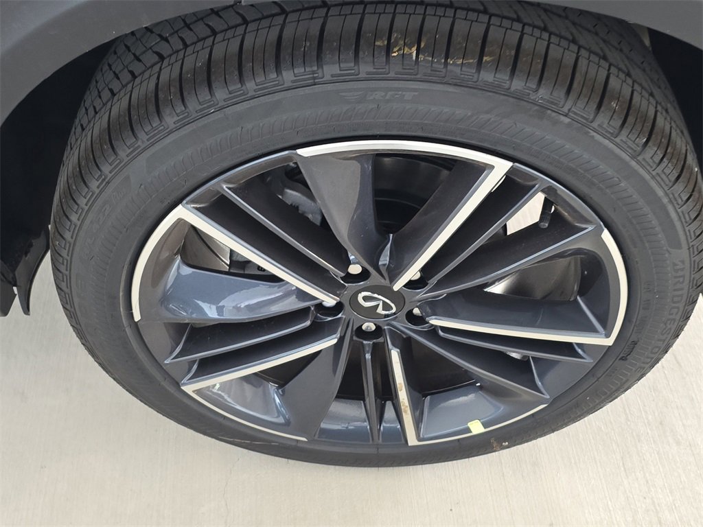 New 2025 INFINITI QX50 Sport image 7