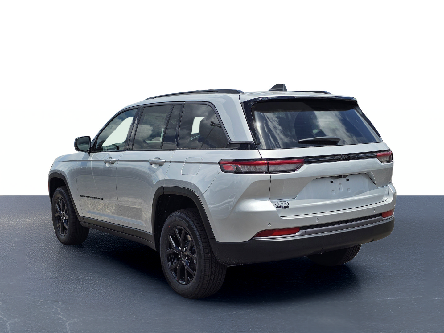 New 2026 Jeep Grand Cherokee Altitude RWD image 12