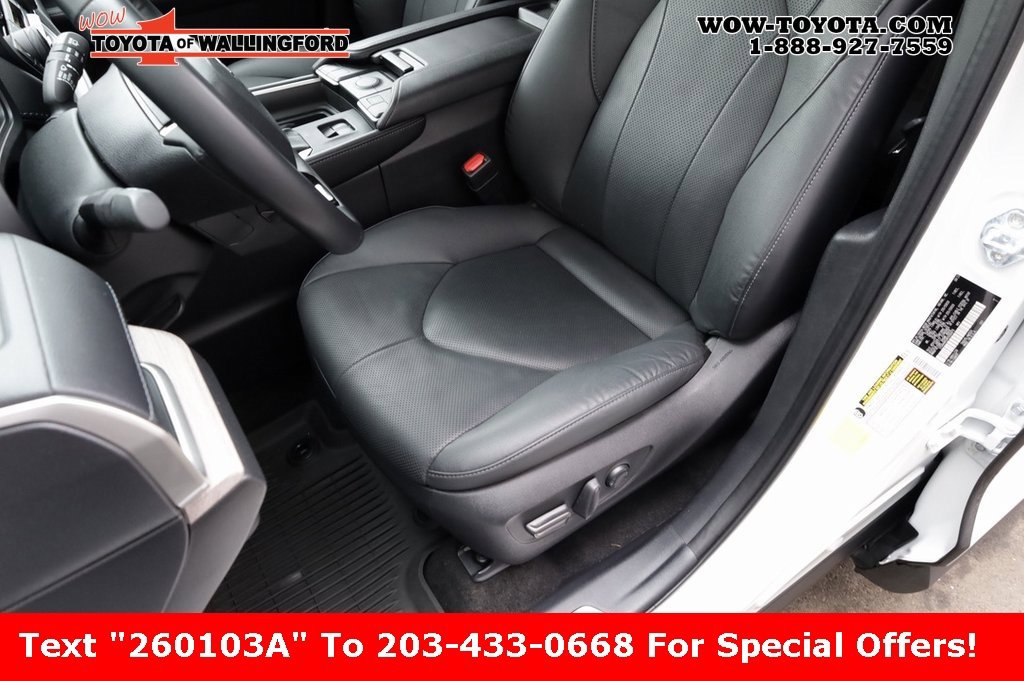 Used 2024 Toyota Grand Highlander Limited image 12