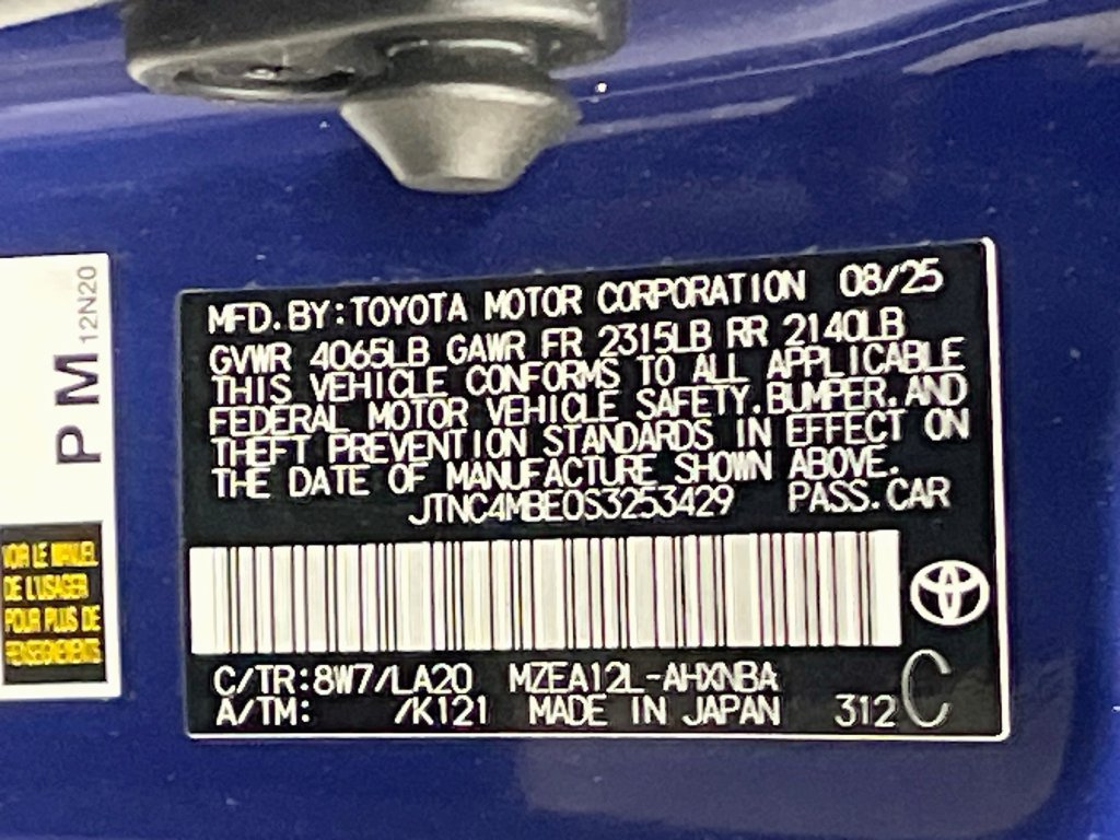 Used 2025 Toyota Corolla XSE FWD image 30