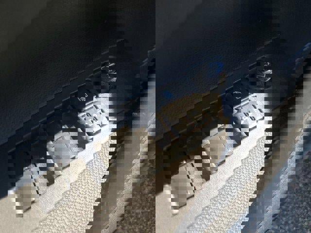 Used 2022 Toyota Corolla LE image 18