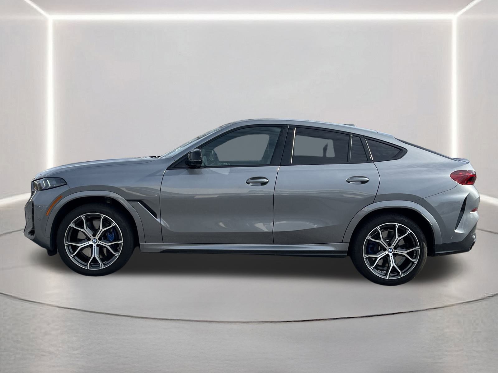 Used 2026 BMW X6 M60i image 25