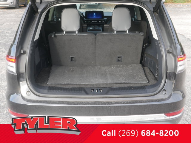 Used 2025 Lincoln Aviator Reserve w/ Equipment Group 201A AWD/4WD image 15