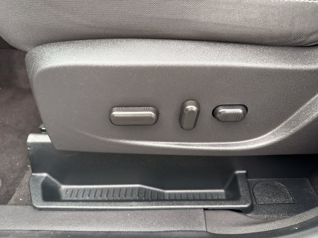 Used 2018 Ford Escape SE AWD/4WD image 19