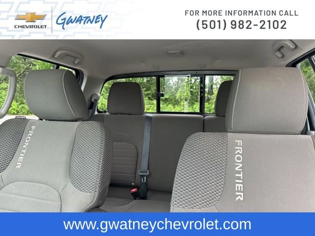 Used 2014 Nissan Frontier Desert Runner RWD image 24