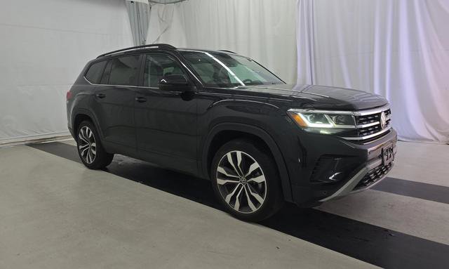 Used 2022 Volkswagen Atlas SE w/ Panoramic Sunroof Package image 9