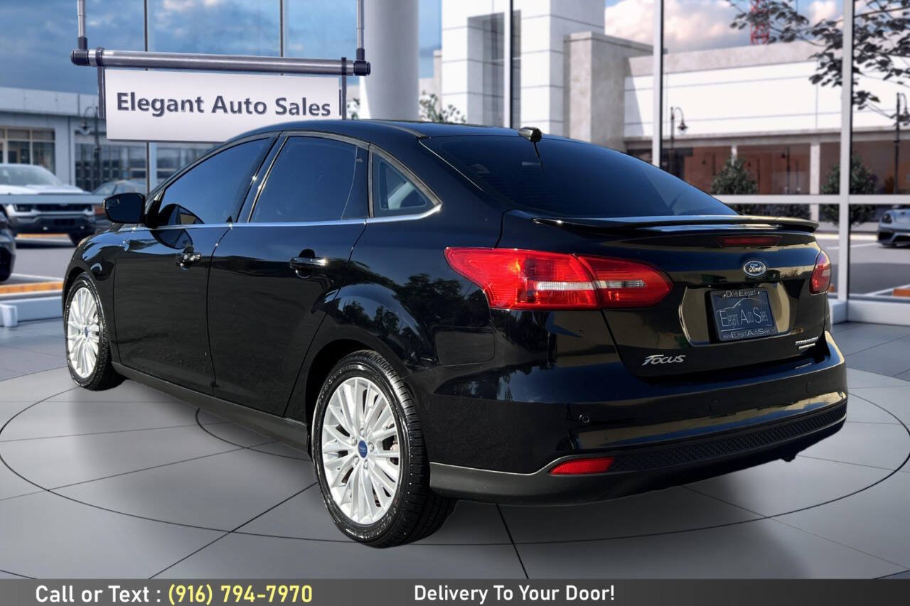 Used 2016 Ford Focus Titanium FWD image 7