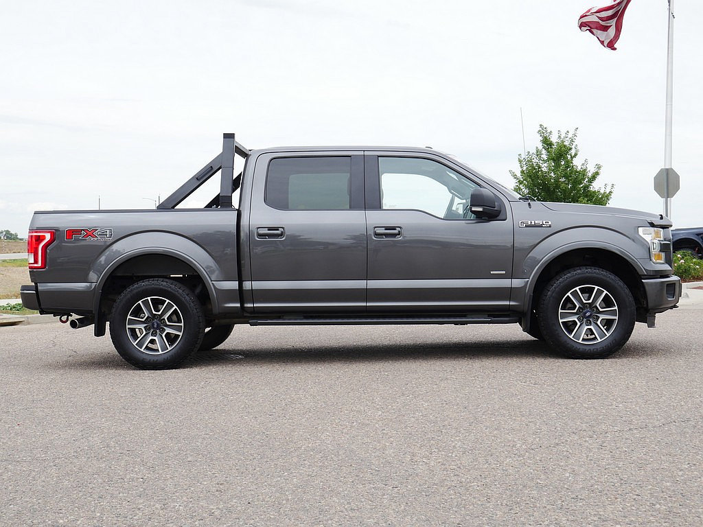 Used 2015 Ford F150 XLT w/ Equipment Group 302A Luxury AWD/4WD image 7