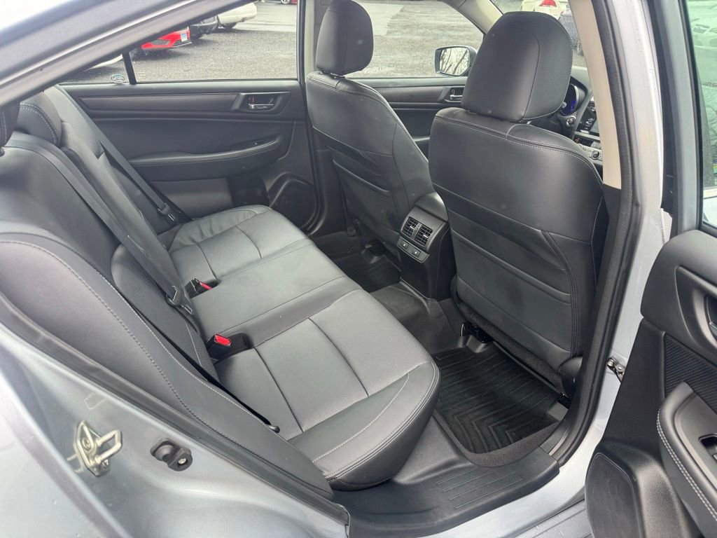Used 2016 Subaru Legacy 3.6R Limited image 23