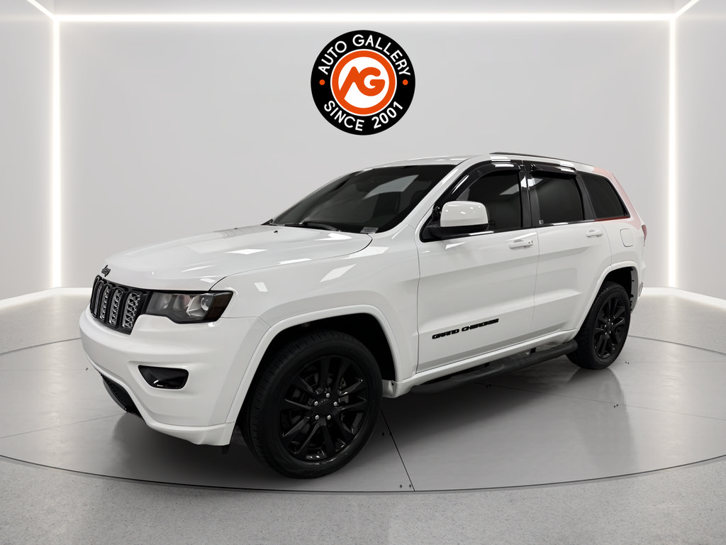 Used 2020 Jeep Grand Cherokee Altitude AWD/4WD image 4
