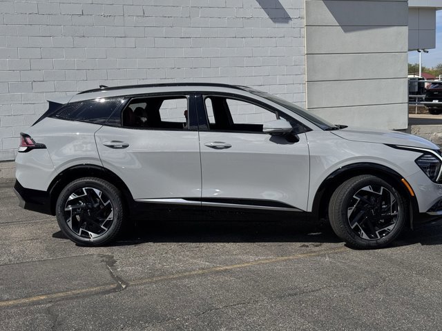 New 2025 Kia Sportage SX image 4