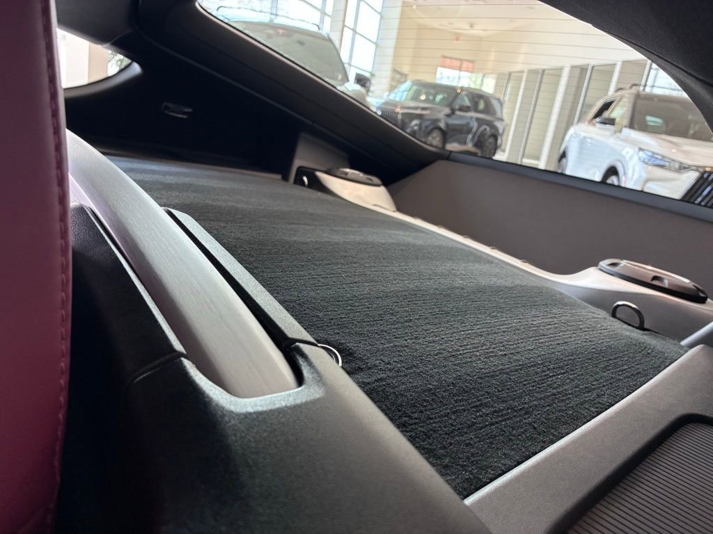 Used 2024 Porsche 718 Cayman S RWD image 24