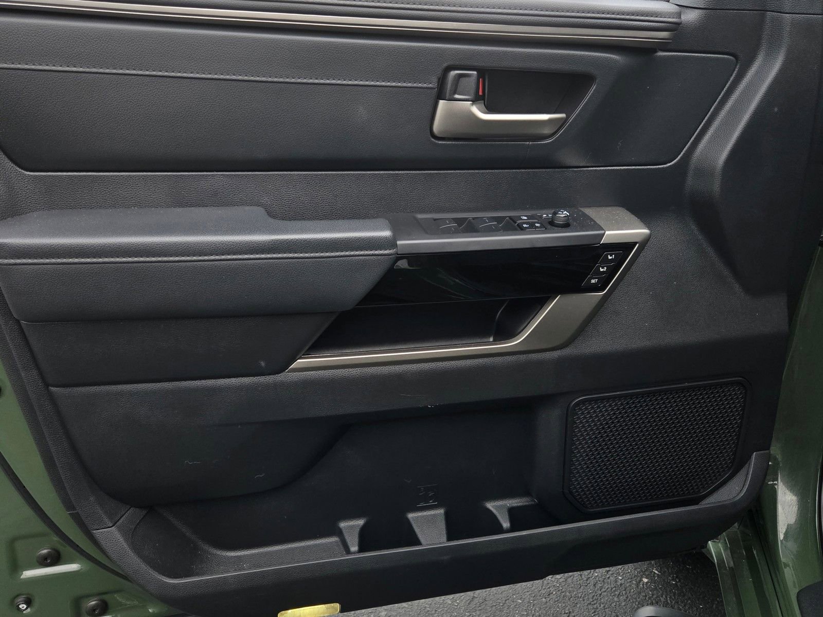 Used 2022 Toyota Tundra Limited image 10