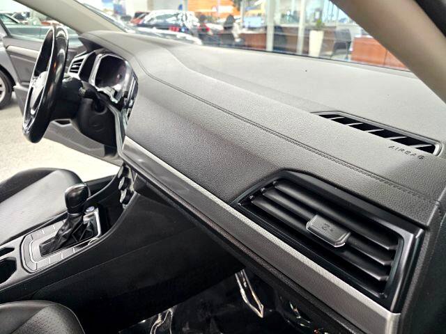 Used 2019 Volkswagen Jetta S image 14