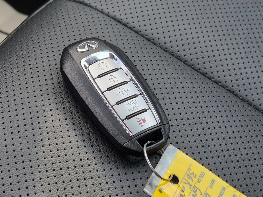 Used 2023 INFINITI QX60 Luxe w/ Cargo Package FWD image 46