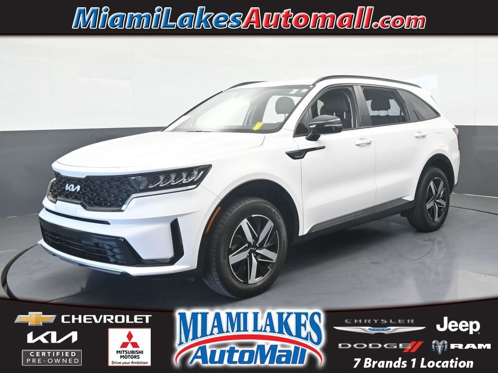 Used 2023 Kia Sorento S image 1