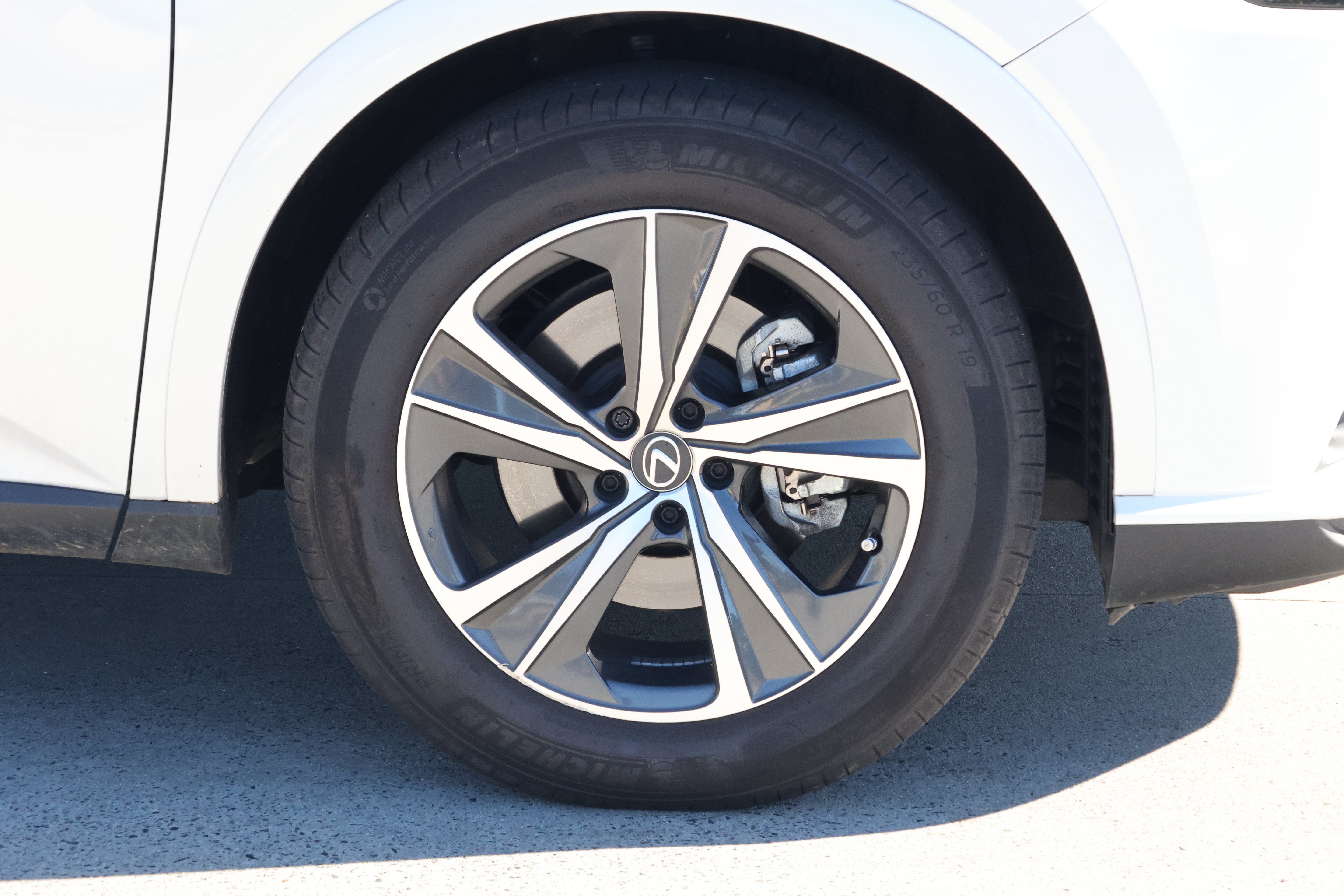 Certified 2024 Lexus RX 350 Premium w/ Accessory Package (Z1) FWD image 11