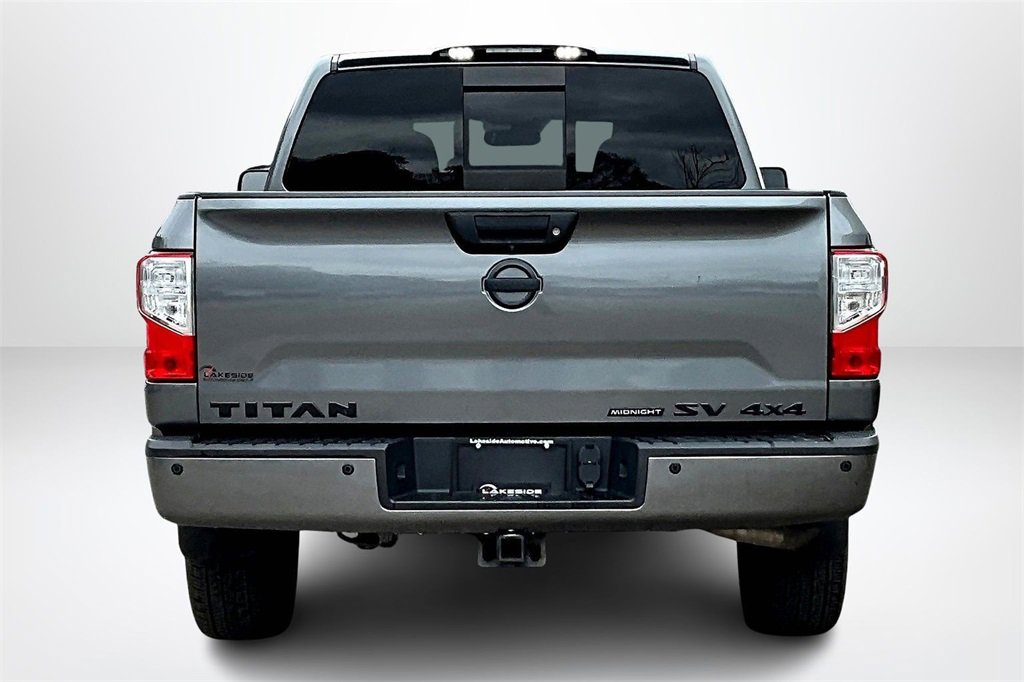 Used 2018 Nissan Titan PRO-4X image 6