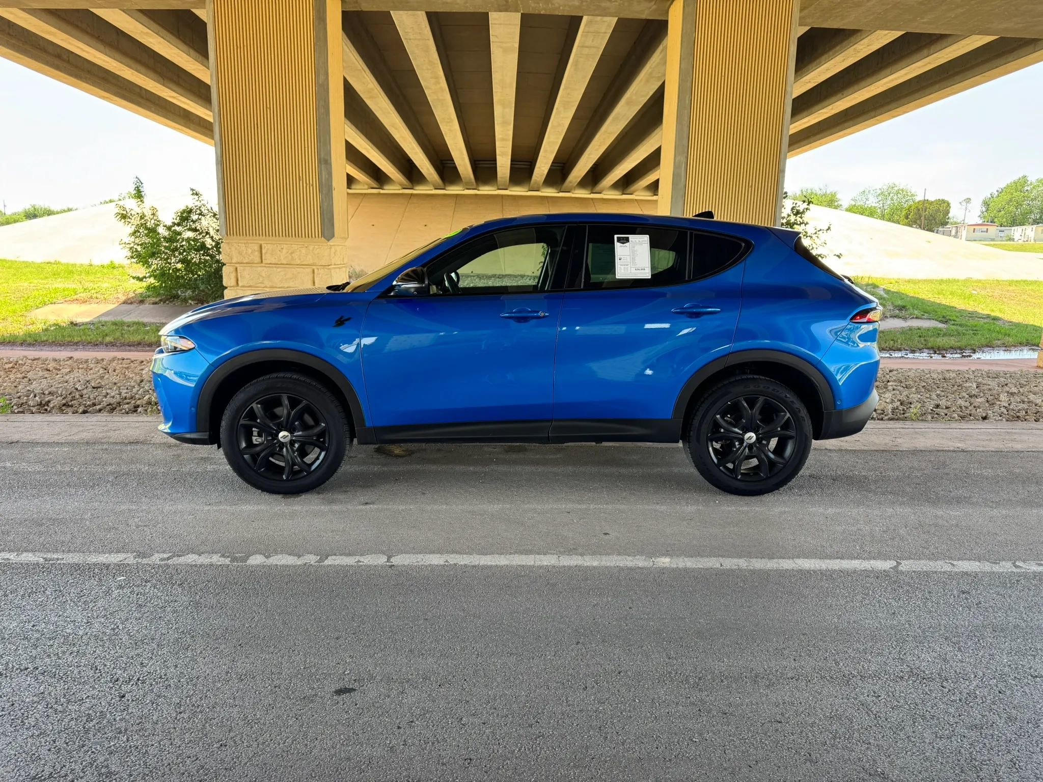 Used 2024 Dodge Hornet GT w/ Tech Pack w/o Parking image 6