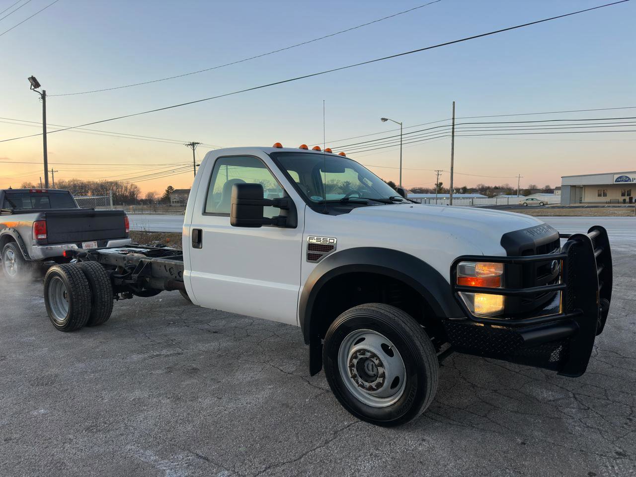 Used 2008 Ford F550 4x4 Regular Cab Super Duty image 16
