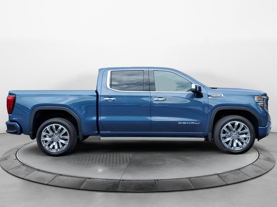 New 2026 GMC Sierra 1500 Denali w/ Denali Reserve Package image 8