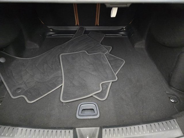 Used 2025 Mercedes-Benz E 350 Sedan image 39