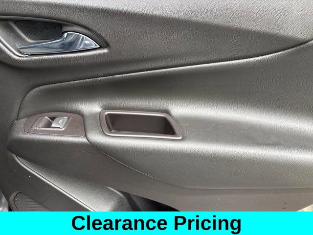 Used 2022 Chevrolet Equinox LT w/ Driver Convenience Package image 38