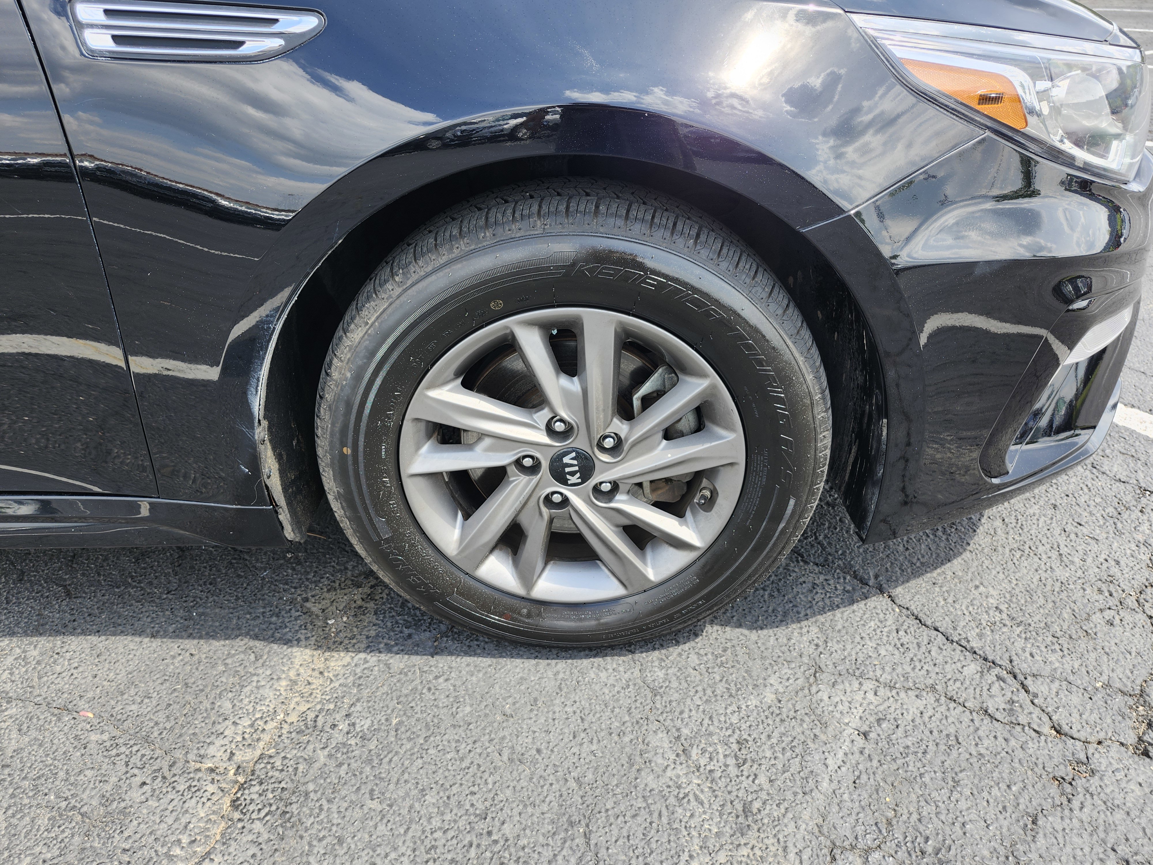 Used 2020 Kia Optima LX FWD image 9