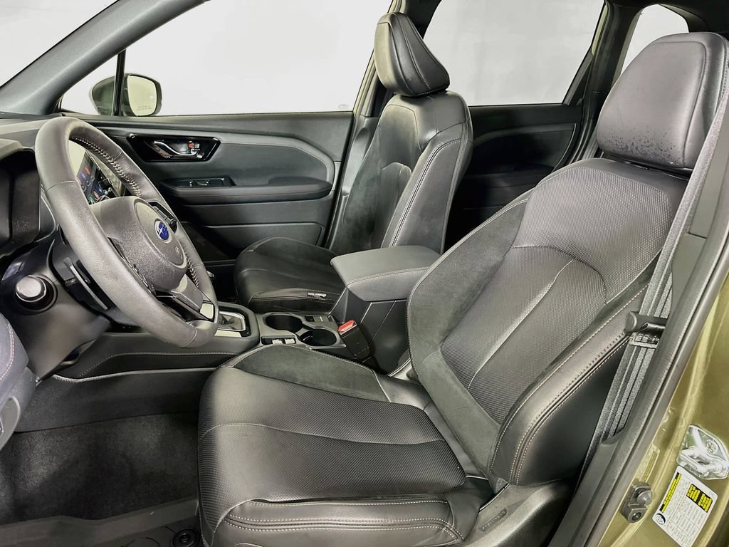 Used 2025 Subaru Forester Touring AWD/4WD image 8