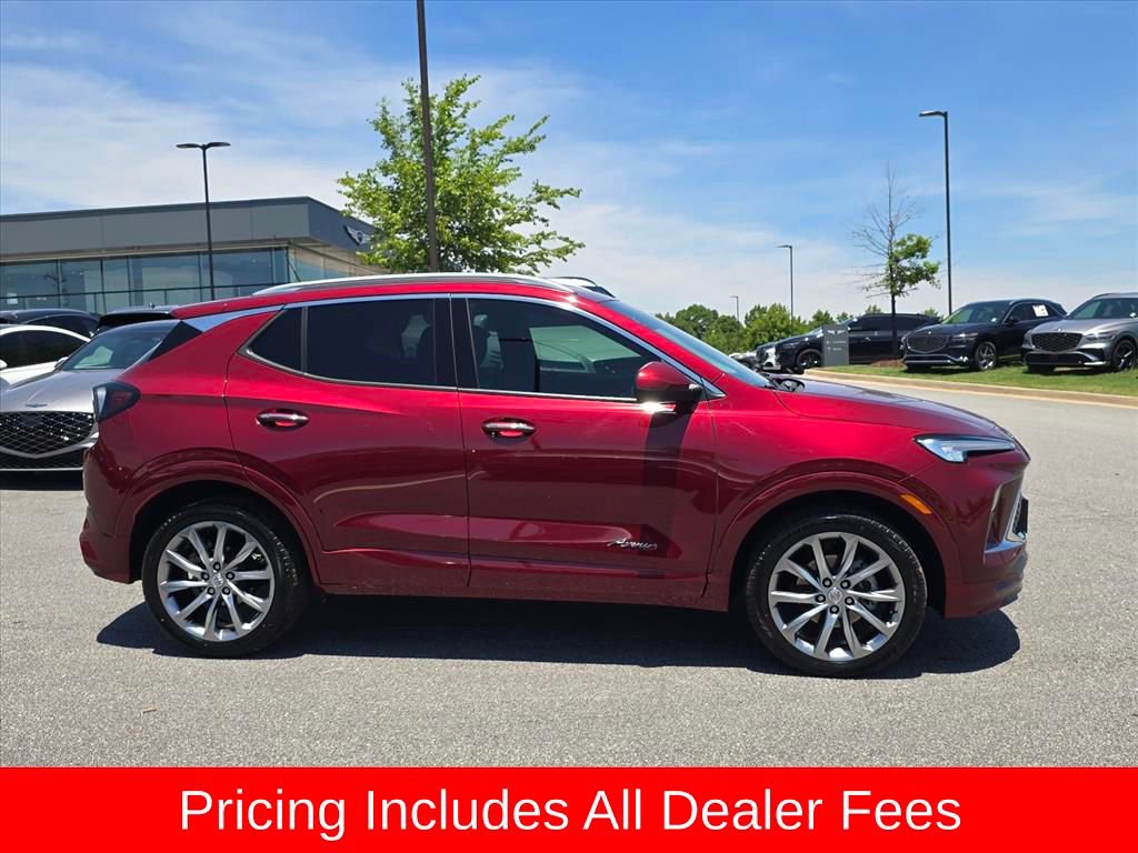 Used 2025 Buick Encore GX Avenir w/ Avenir Technology Package AWD/4WD image 2
