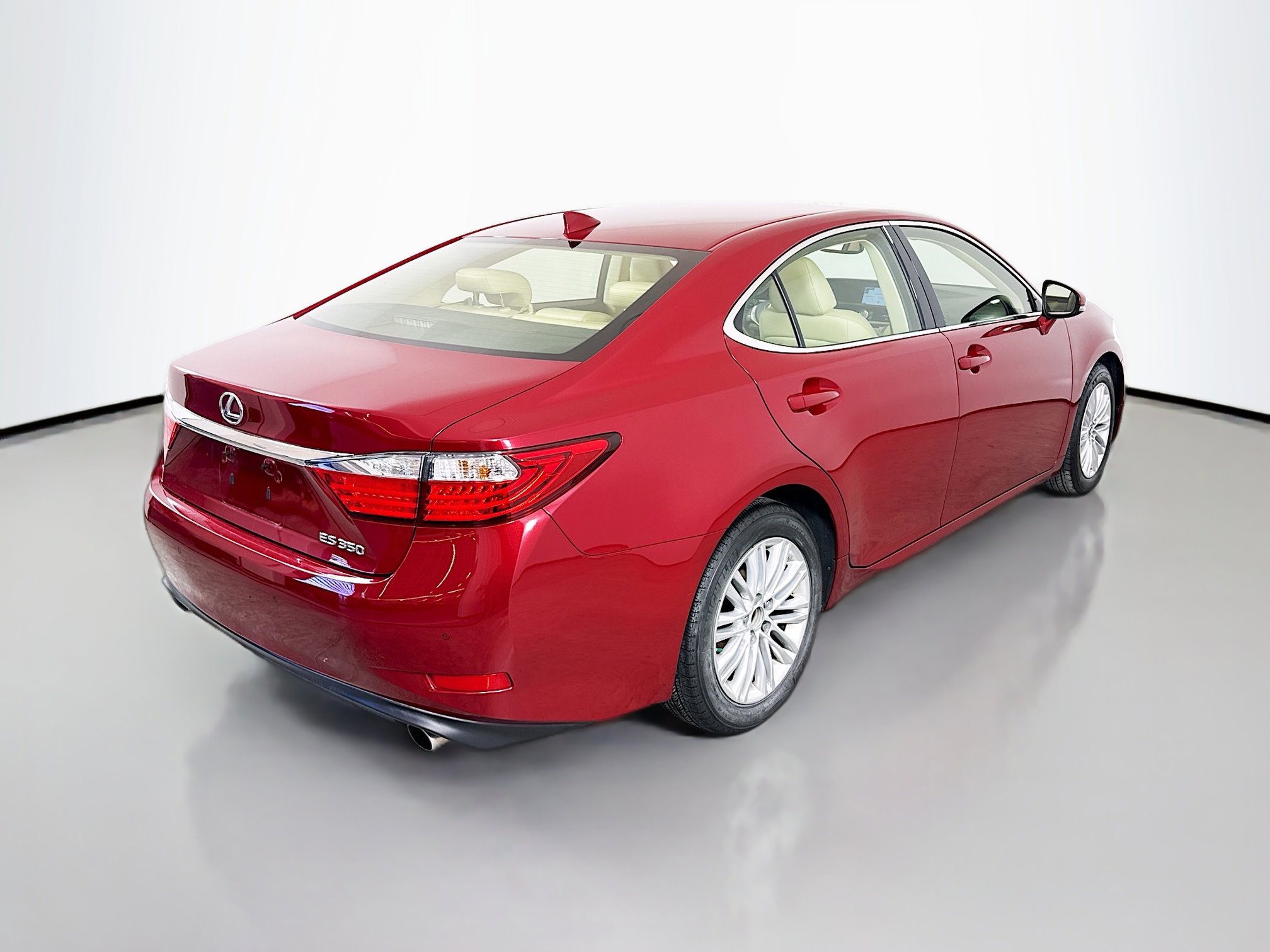 Used 2015 Lexus ES 350 w/ Luxury Package image 7