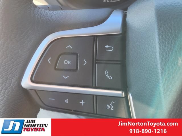 Used 2026 Toyota Sienna XLE FWD image 27