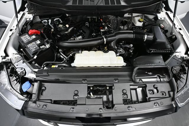 Used 2025 Ford F150 Lariat AWD/4WD image 44