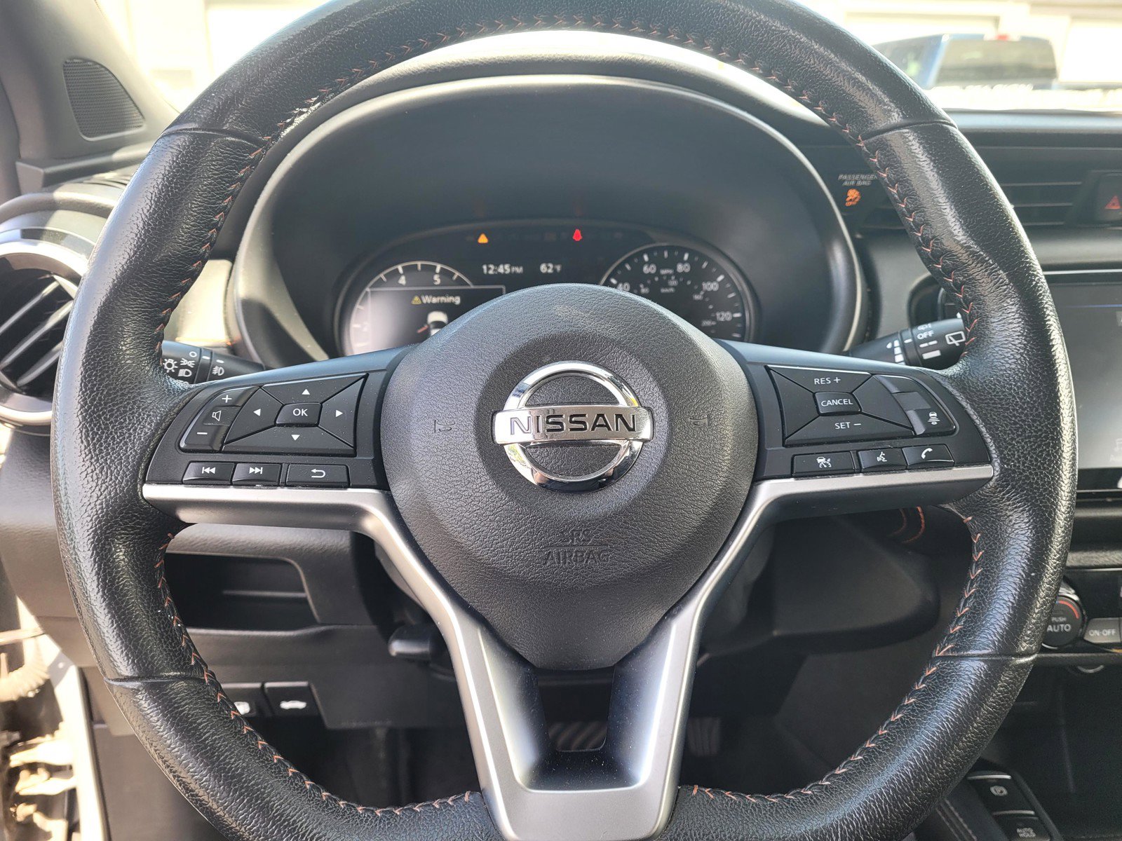 Certified 2021 Nissan Kicks SR FWD image 20