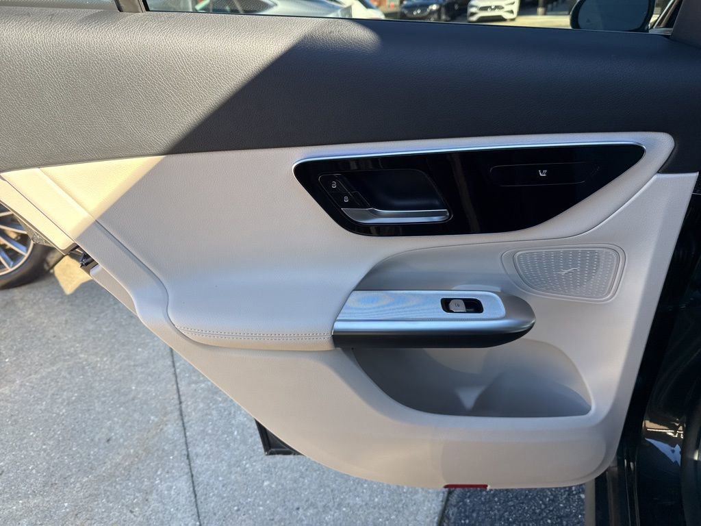 New 2026 Mercedes-Benz GLC 300 4MATIC image 18