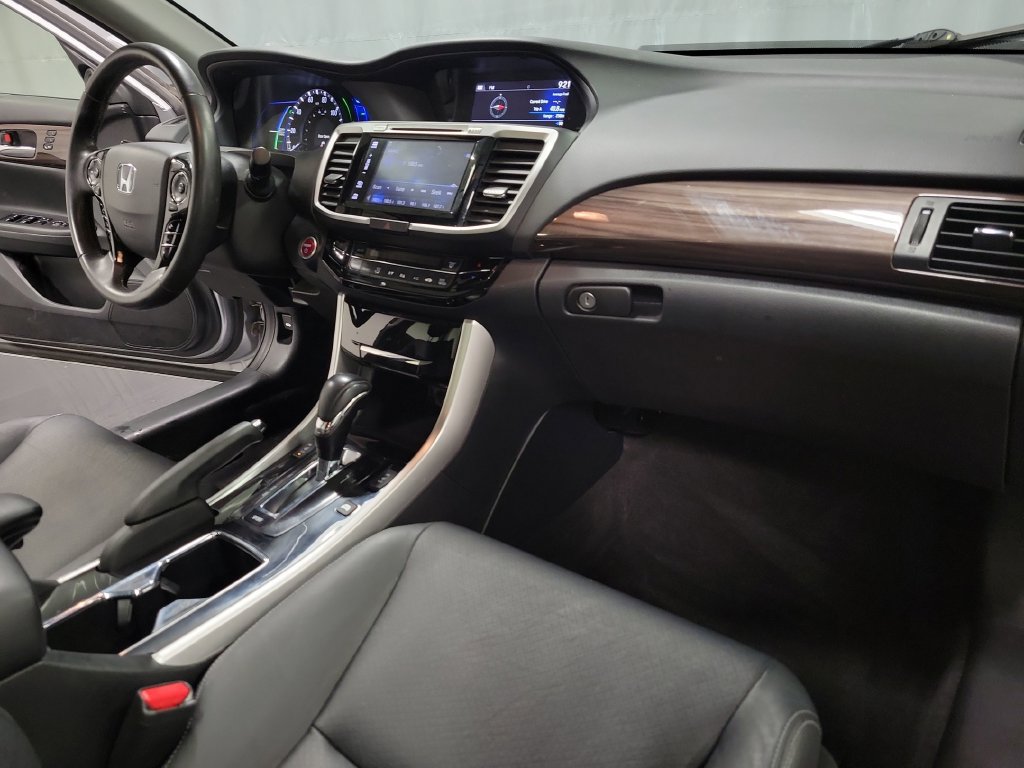 Used 2017 Honda Accord EX-L image 34