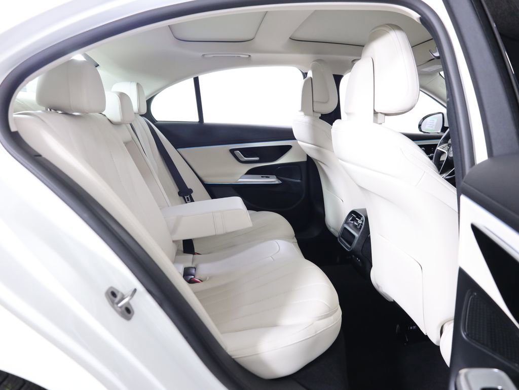 Certified 2025 Mercedes-Benz E 350 4MATIC Sedan image 46