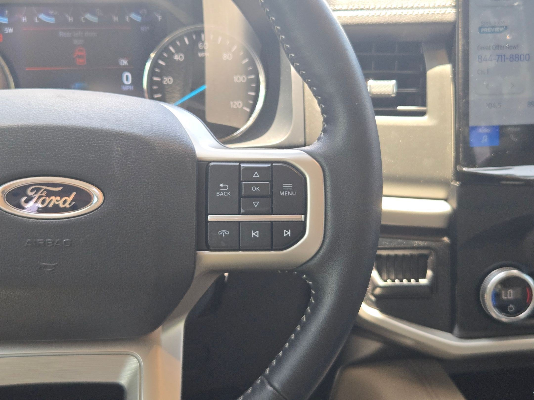 Used 2024 Ford Expedition XLT RWD image 20