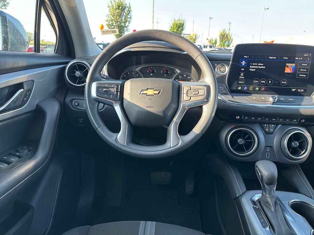 Used 2023 Chevrolet Blazer LT w/ Driver Confidence Package AWD/4WD image 18