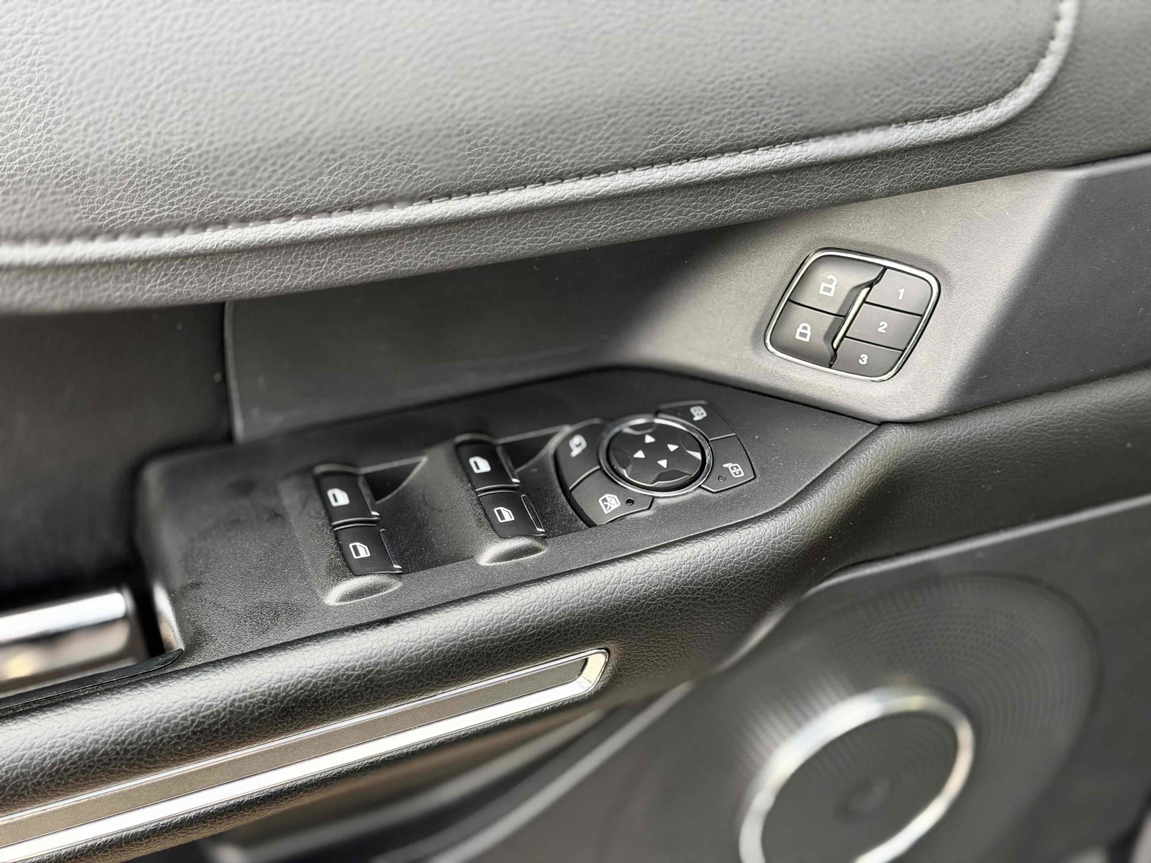 Used 2019 Ford Expedition XLT w/ Equipment Group 202A image 24